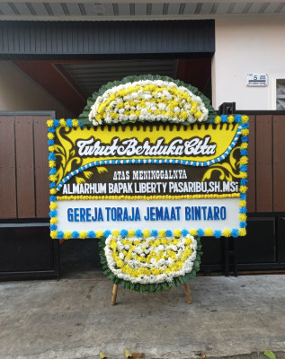Papan Bunga Duka di Sungaiambang
